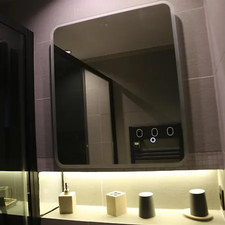 Val Tho - New - In - Near Slalom アパート *